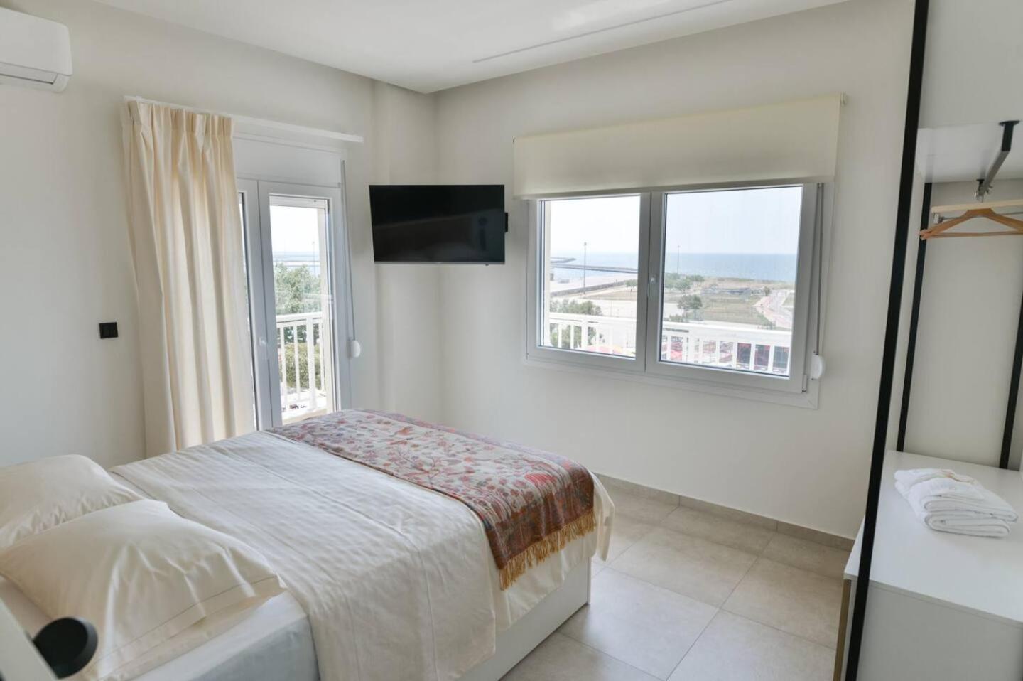 Lighthouse Alexandroupoli
