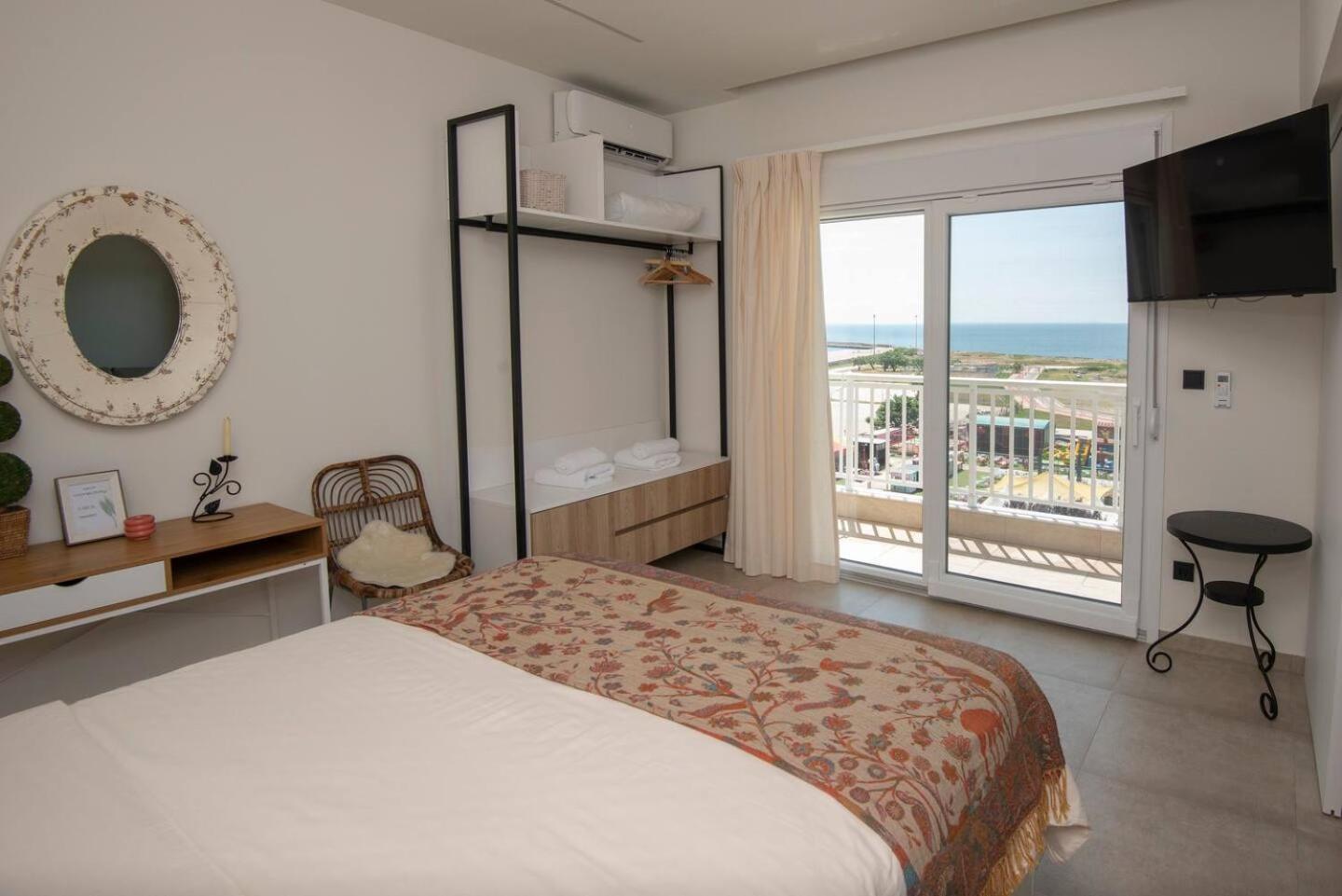 Lighthouse Apartment