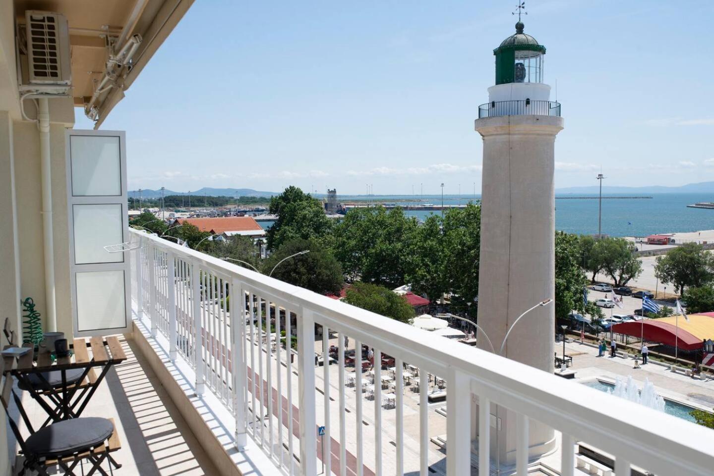 Lighthouse Apartment *