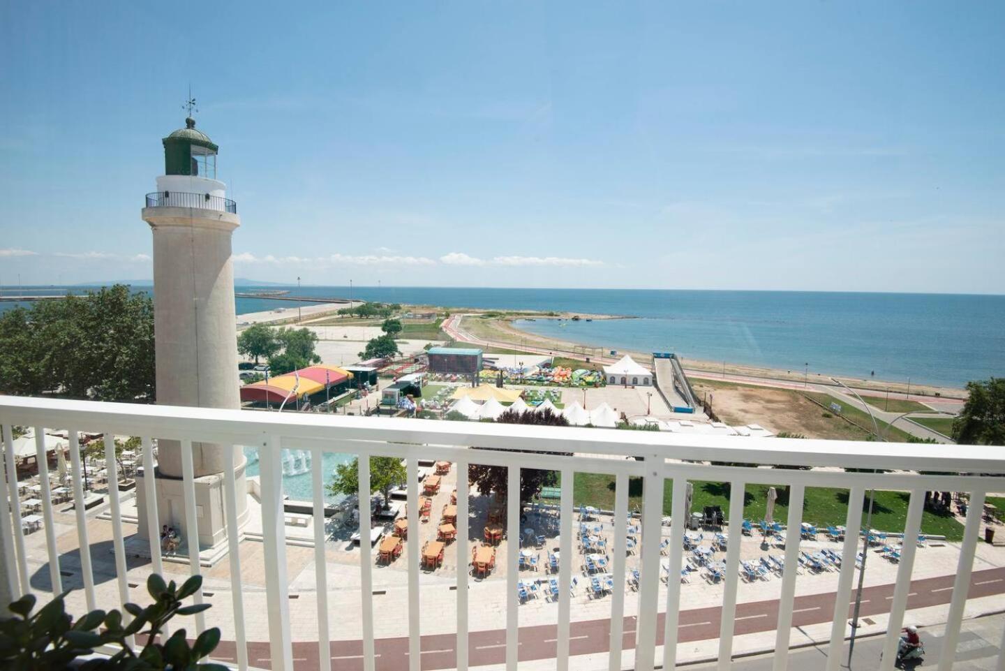 Lighthouse Apartment